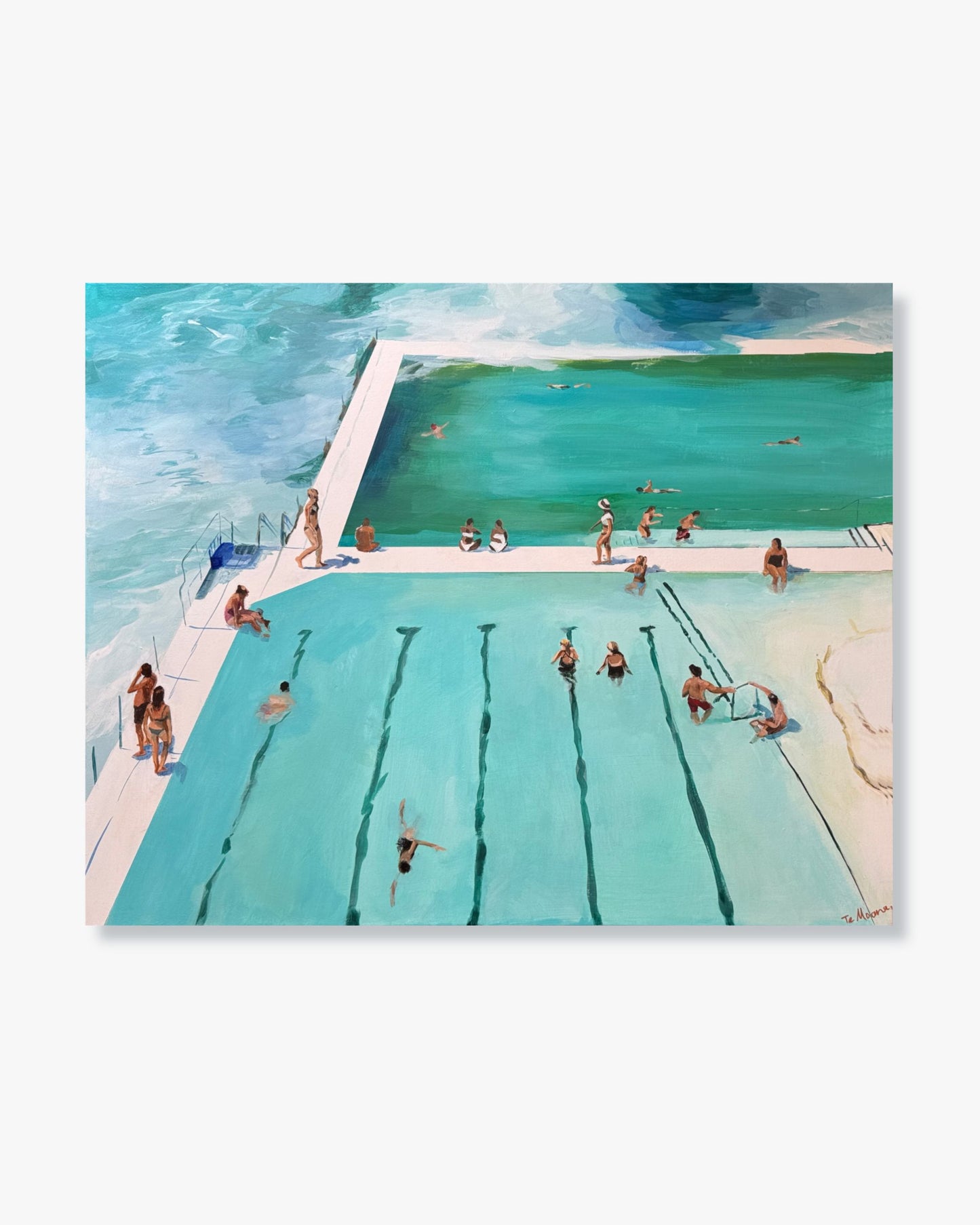 Summer's day at Bondi Icebergs